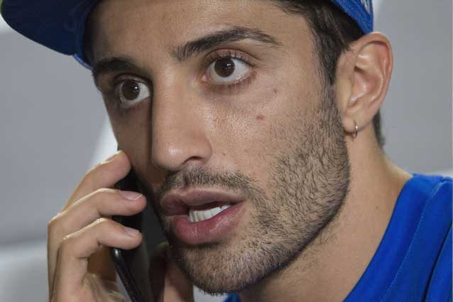 MotoGp, Iannone rinuncia al casco di protesta: c’erano Belen, la Suzuki e il “vietato fumare”