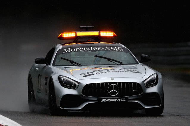 La safety car impegnata sulla pista bagnata di Monza – Getty Images