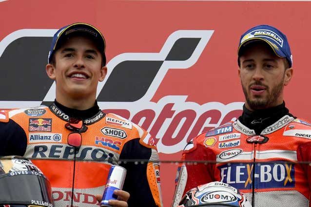 Marc Marquez e Andrea Dovizioso sul podio di Motegi / Getty Images