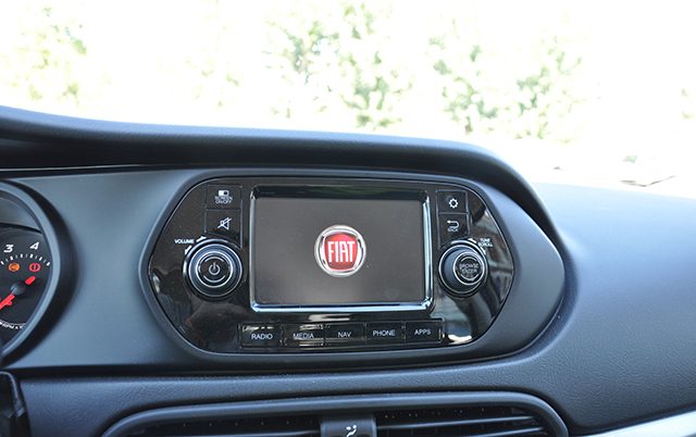 uconnect-5-fiat-tipo