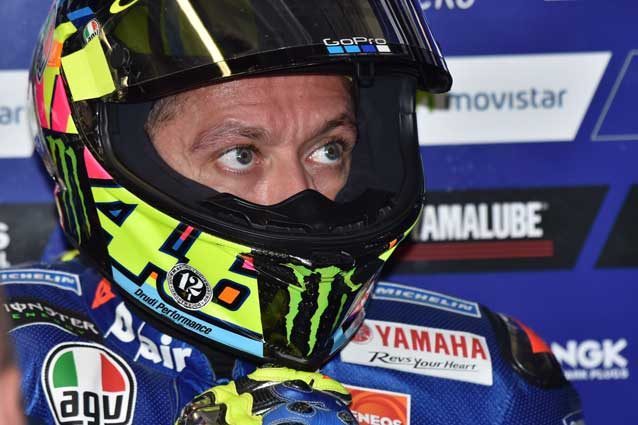Valentino Rossi al box / Getty Images