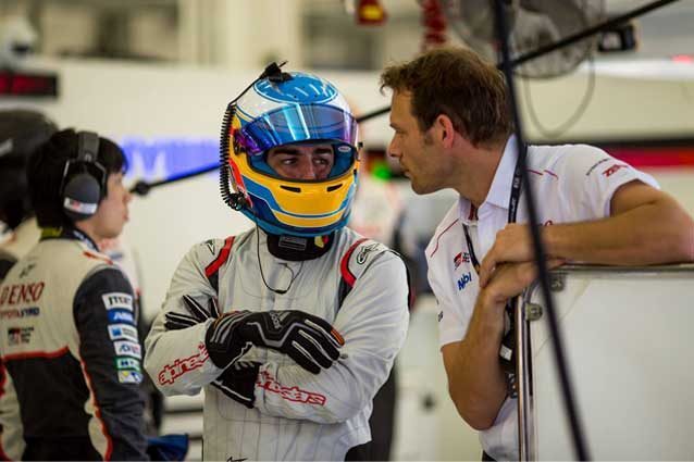 Fernando Alonso durante il Rookie Test Wec all’International Circuit di Sakhir / FIA WEC