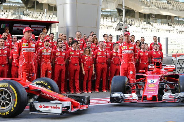 Il team Ferrari ad Abu Dhabi – Getty images