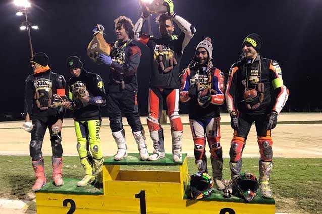 i piloti sul podio della 100 km dei Campioni