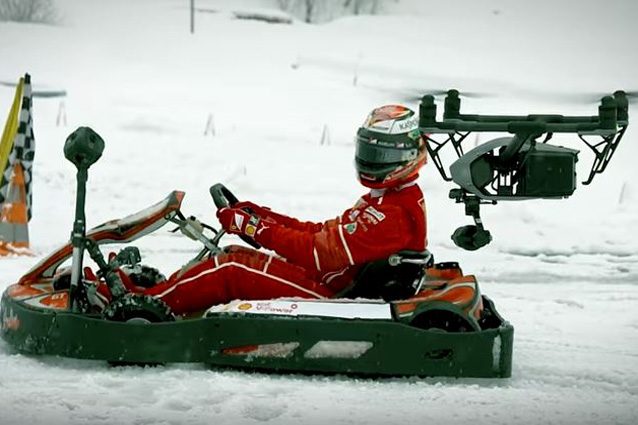 Kimi Raikkonen sfida un drone