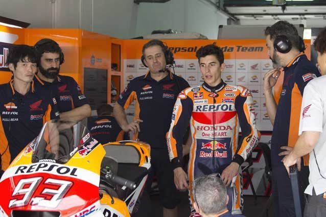 MotoGP #ThaiTest, Day 1: Crutchlow in testa a Buriram, 4º Dovizioso MotoGP #ThaiTest, Day 1: Crutchlow in testa a Buriram, 4º Dovizioso