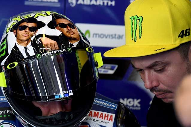Valentino Rossi e Alessio Salucci a Misano nel 2016 / Getty Images