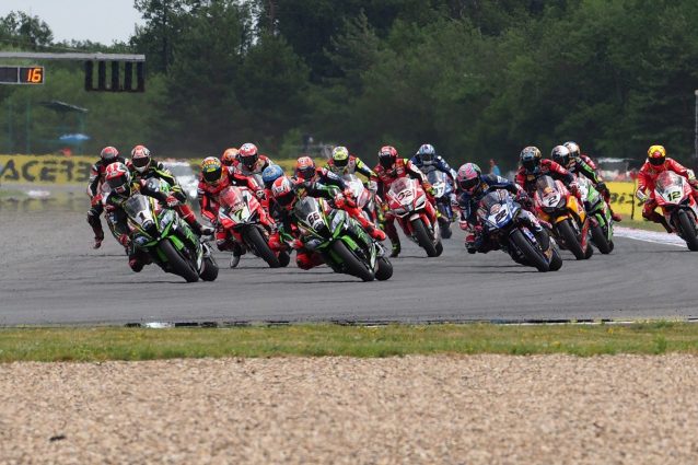 SBK 2019, si cambia: nuovo format con tre gare per ogni round