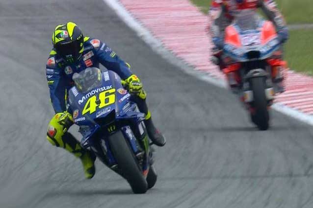 Valentino Rossi nelle libere 2 / MotoGP.com