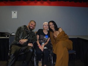 Il dolore di Drake e Rihanna per la morte della loro fan malata di cancro