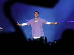 Justin Bieber (CHRISTOPHE ARCHAMBAULT/AFP/Getty Images)