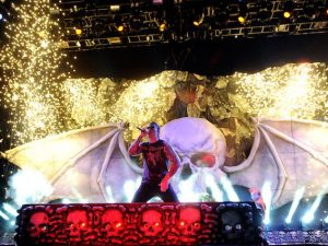 Gli Avenged Sevenfold cancellano il concerto di Milano: "Problemi di voce per il cantante"
