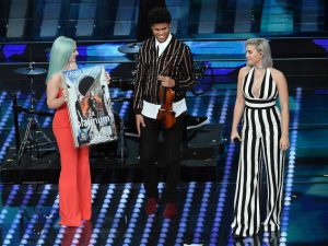 Chi sono i Clean Bandit, ospiti a Sanremo 2017 e autori del tormentone "Rockabye"