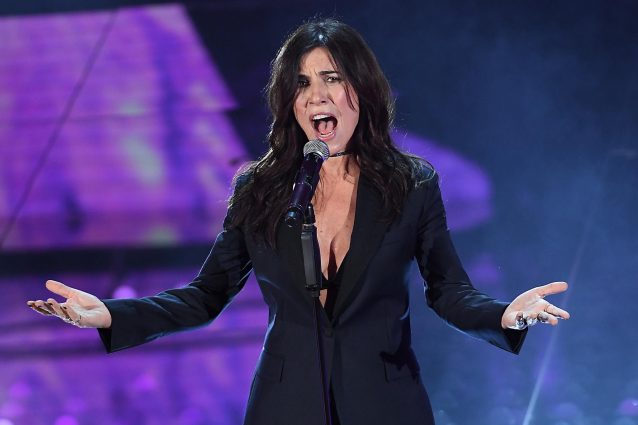 Sanremo 2017, Paola Turci canta "Fatti bella per te" (TESTO E AUDIO)