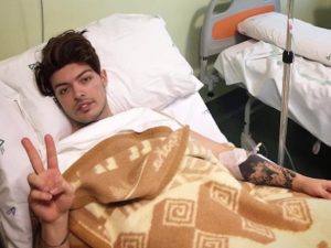 Stash in ospedale (via Instagram)