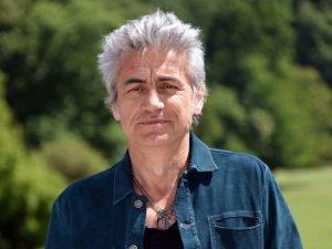 "L'operazione alle corde vocali di Ligabue è riuscita", il manager tranquillizza i fan