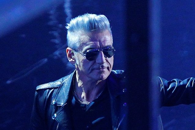 Ligabue dopo l'intervento: "Ho vissuto un trauma, la serata più difficile della mia carriera"