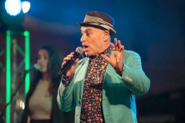 "Guarda come dondolo" di Vianello in classifica in America 55 anni dopo grazie a una serie tv