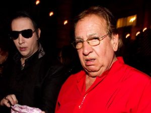 È morto il padre di Marilyn Manson, Hugh Warner: "Mi hai insegnato ad essere uomo"