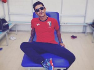Moreno con la maglia del Genoa (Via Facebook)