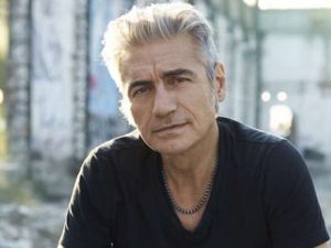 Luciano Ligabue (foto di Toni Thorimbert)