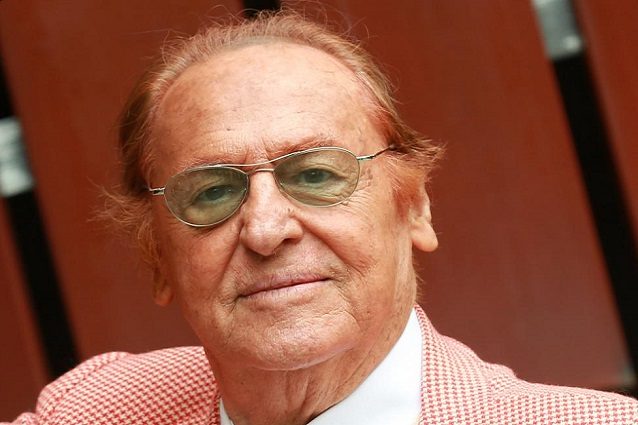 Annullato concerto di Capodanno di Renzo Arbore