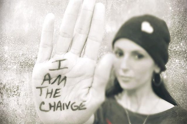 Talinda Bennington (Instagram).