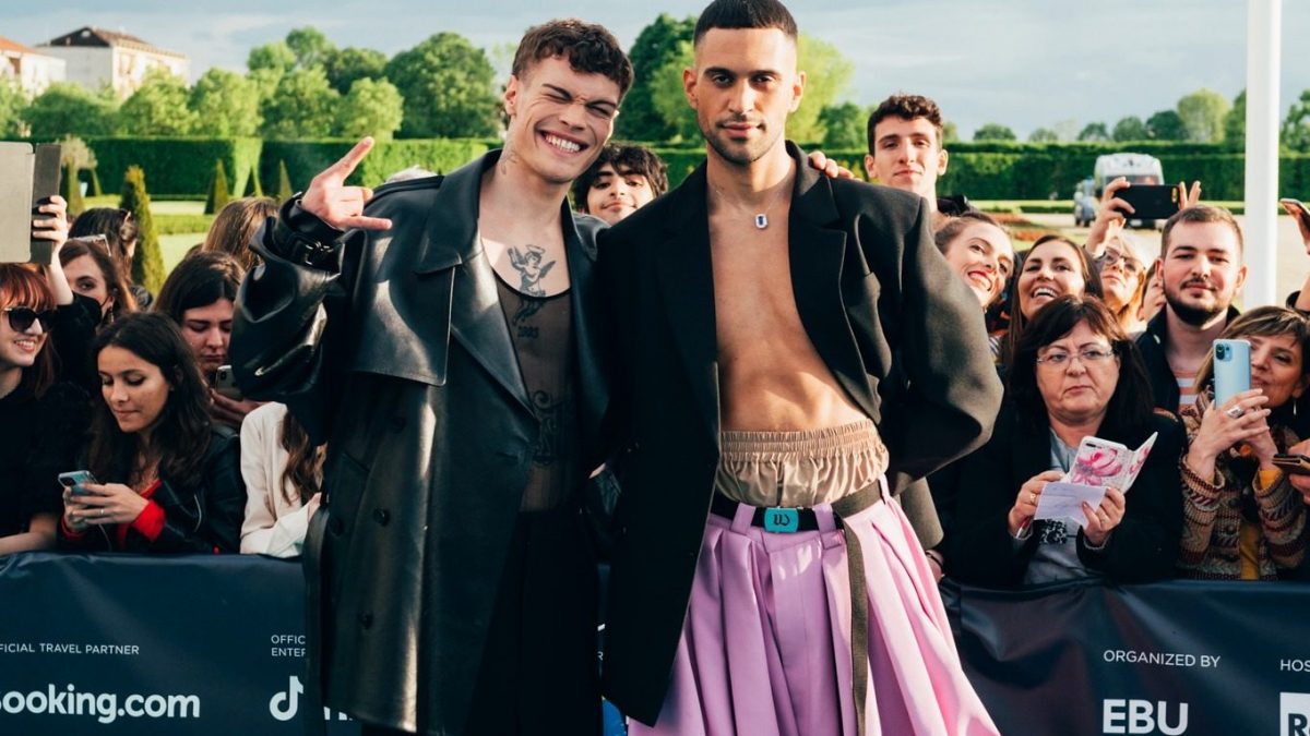 Mahmood e Blanco sul Turquoise Carpet 2022 — EBU/SARAH LOUISE BENNETT)