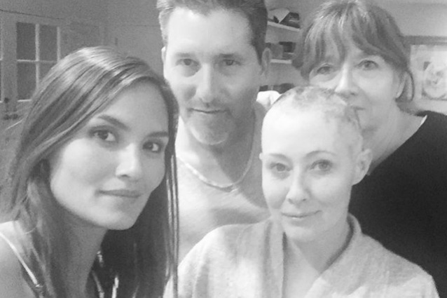 Shannen Doherty e il cancro: "Sono giorni estremamente difficili ma non lotto da sola"