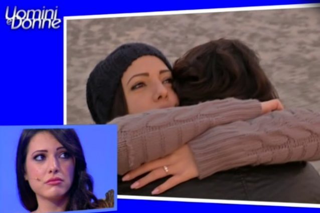 Luca a Clarissa in lacrime: "Ti voglio felice, io ce l'ho messa tutta"