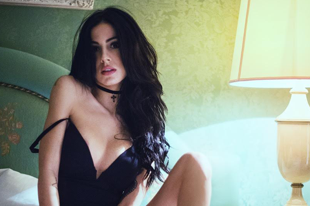 Giulia De Lellis a nudo per le foto GQ, la fidanzata di Andrea Damante è hot