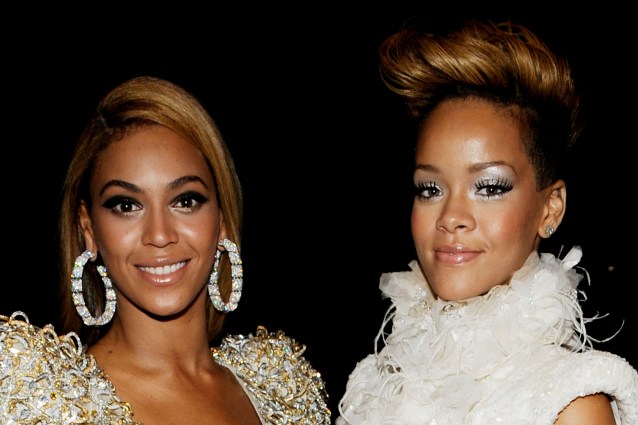 Gli auguri di Rihanna a Beyoncè incinta, così nega il presunto flirt con Jay Z