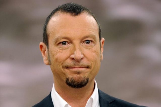 Amadeus: "Dopo un incidente da giovane non sono mai più salito in moto"
