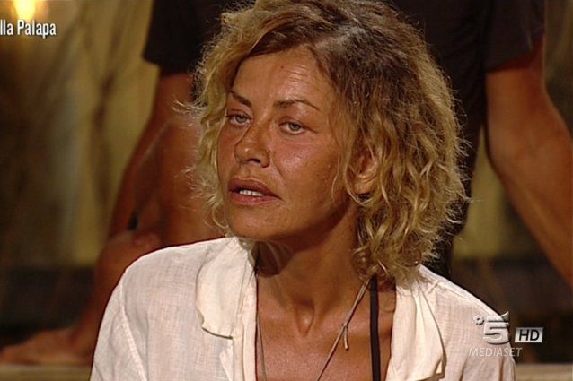 Il notaio dell'Isola dei famosi: "Tutto avviene correttamente, voci complottiste inutili"