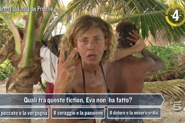 La gaffe di Eva Grimaldi, dimentica il titolo di una fiction in cui è stata protagonista