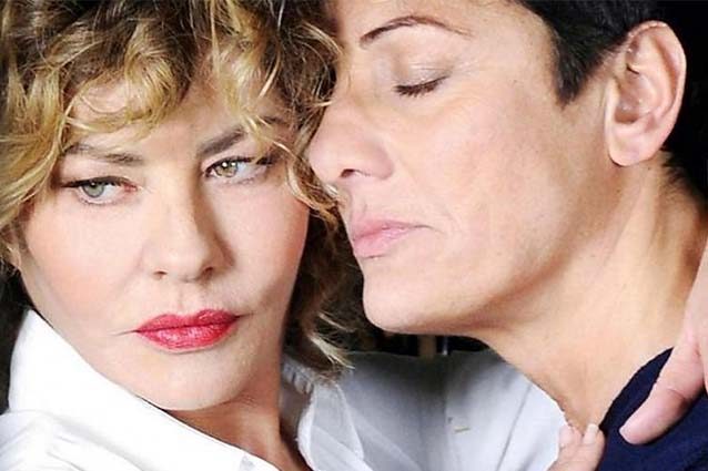 Imma Battaglia dopo il coming out di Eva all'Isola: "Per la prima volta ho paura a uscire di casa"