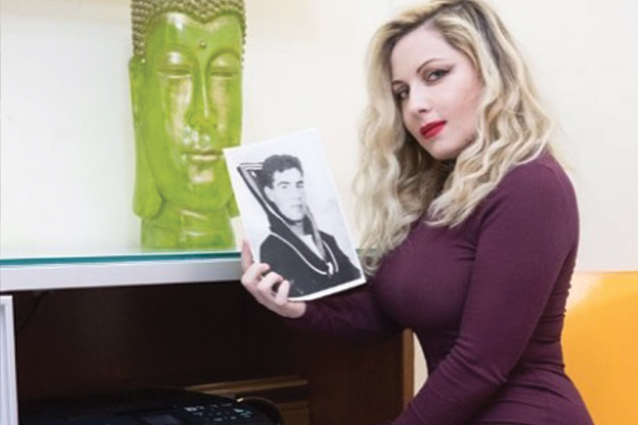 Lisa Fusco: "Mio padre morto mi parla attraverso la stampante"