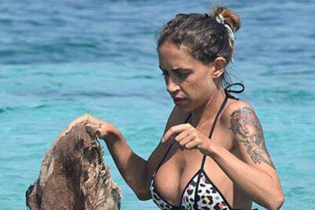 Malena disperata: "Mi sono presa cura di mia madre quando aveva un tumore, ma sono stata emarginata"