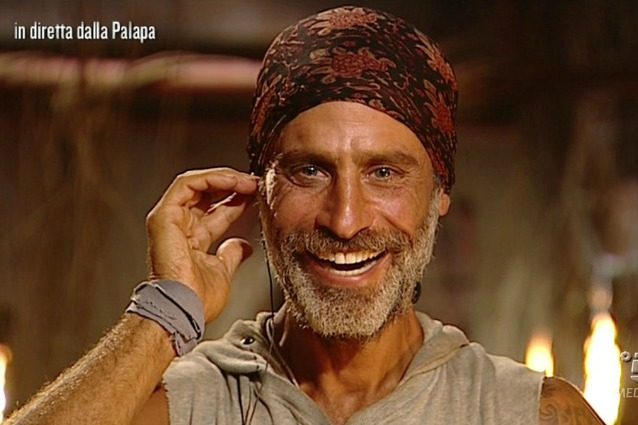 Chi è Ezia, l'amica di Raz Degan che gli ha inviato una toccante lettera all'Isola dei Famosi