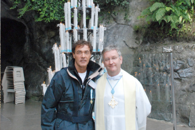 Massimo Giletti in pellegrinaggio a Lourdes per 30 anni: "Lì c'è la vera sofferenza"