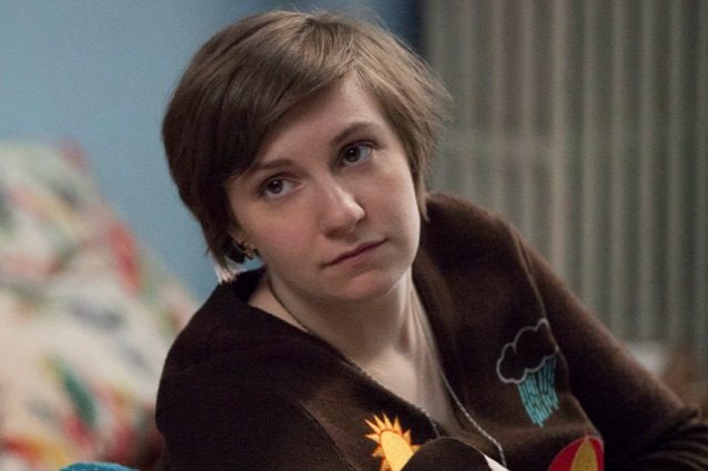 Lena Dunham devastata dall'endometriosi, tour annullato: "Mai provato dolori così forti"