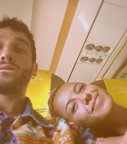 Jonas in una foto con Ariadna Perez Esmeralda