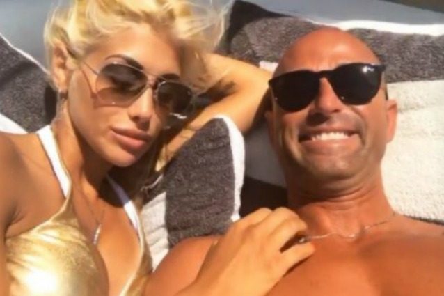 Stefano Bettarini è fidanzato con Nicoletta Larini, fashion designer di 23 anni