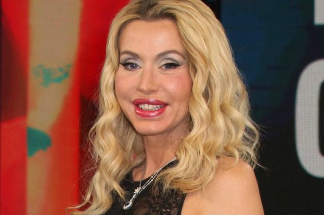 Valeria Marini: "Diventare mamma è il mio sogno più grande, se avessi un figlio cambierei vita"