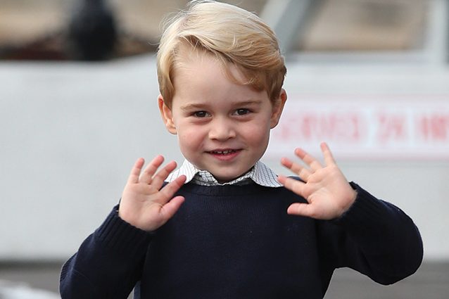 Il primo giorno di scuola per il Principe George, la retta annuale è di 20mila sterline
