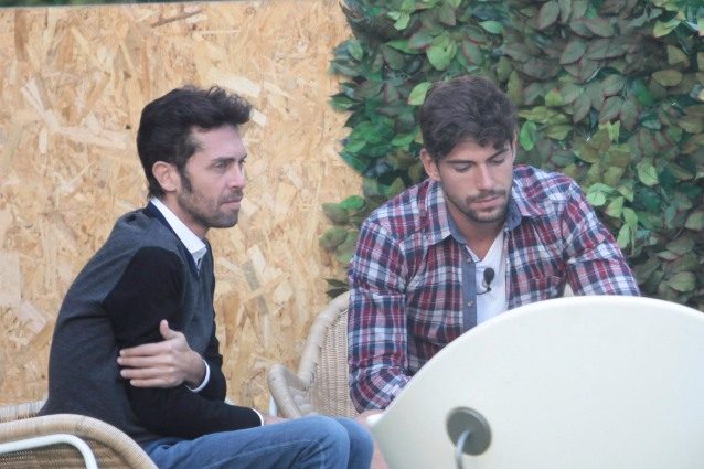GF Vip: Raffaello Tonon e il messaggio d'amore alla mamma GF Vip: Raffaello Tonon e il messaggio d'amore alla mamma