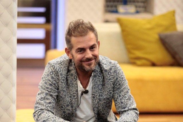 Daniele Bossari dovrebbe vincere il Grande Fratello Vip secondo i lettori