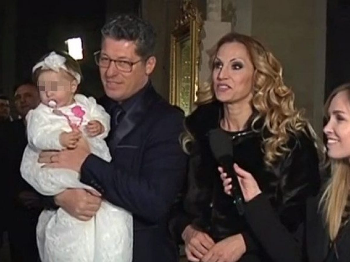 quanti figli ha annalisa minetti