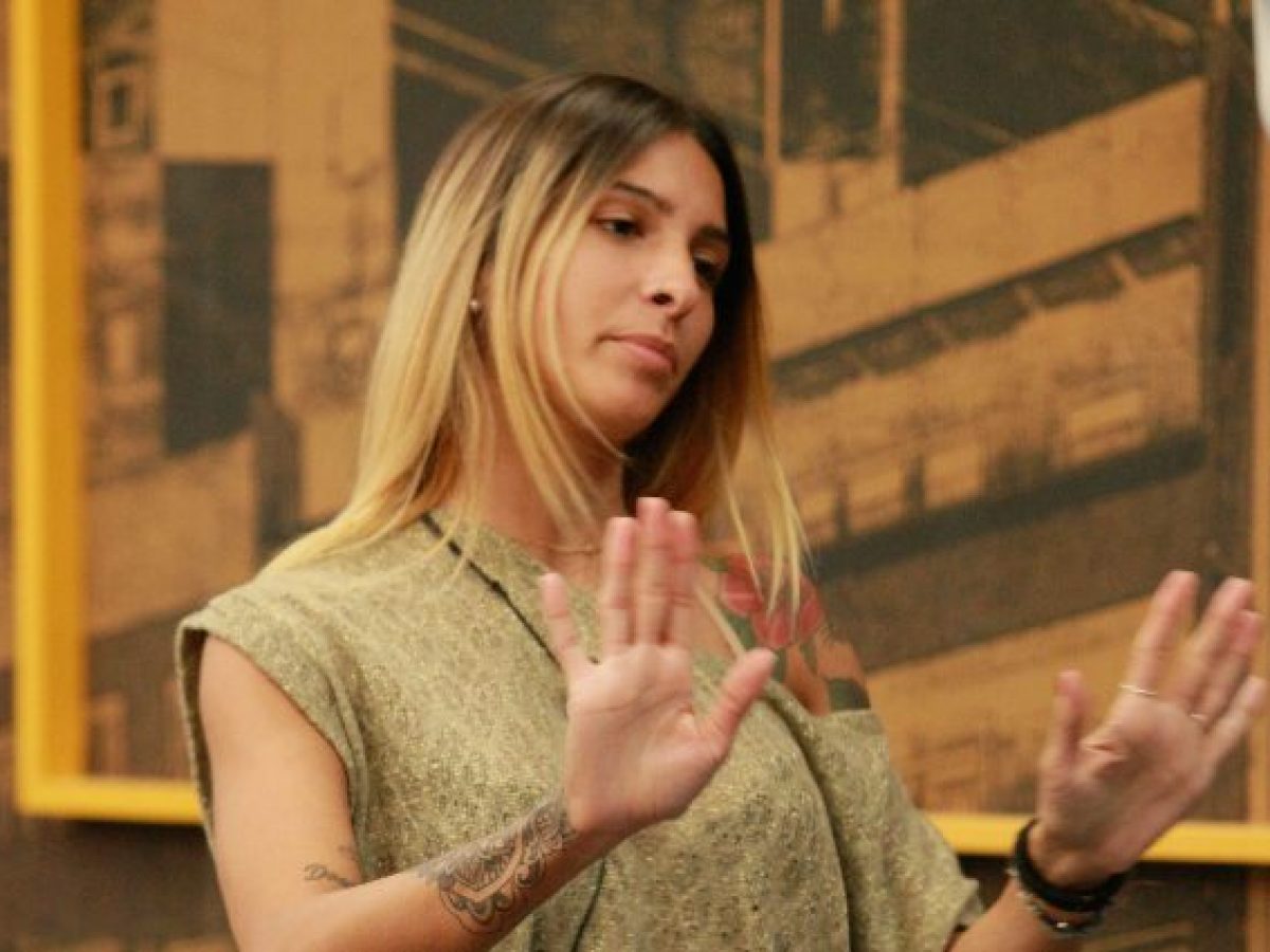Come raccontare un ex si sta uscendo con qualcuno nuovo