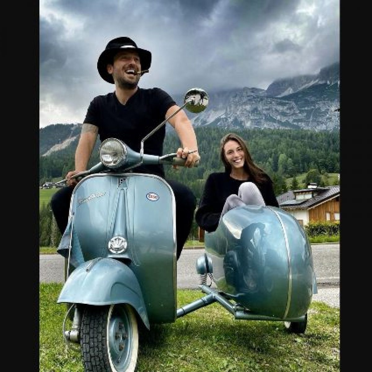 Cesare Cremonini E Fidanzato Con Martina Margaret Maggiore Sui Social Le Prime Foto Di Coppia